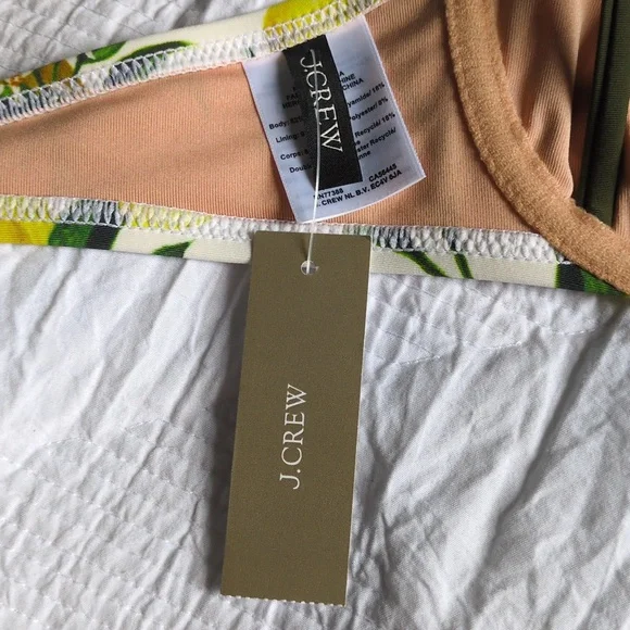 ✨HP✨ NWT..J Crew Balconette Underwire Bikini Top/Limoncello Size 34A - Picture 7 of 11